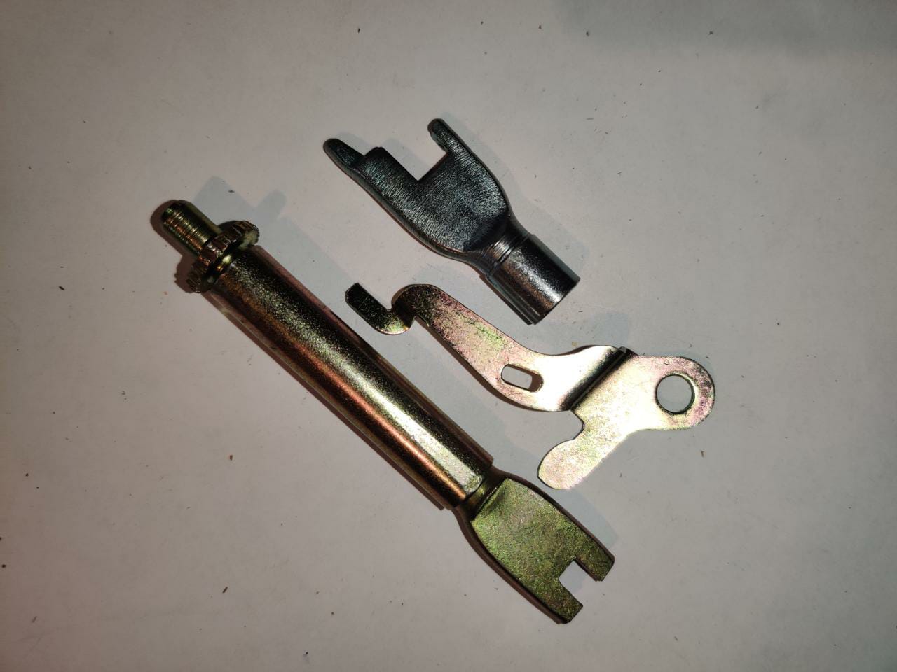 GRAD. FRENO CHEVR. VITARA TIPO CORSA (IZQ)