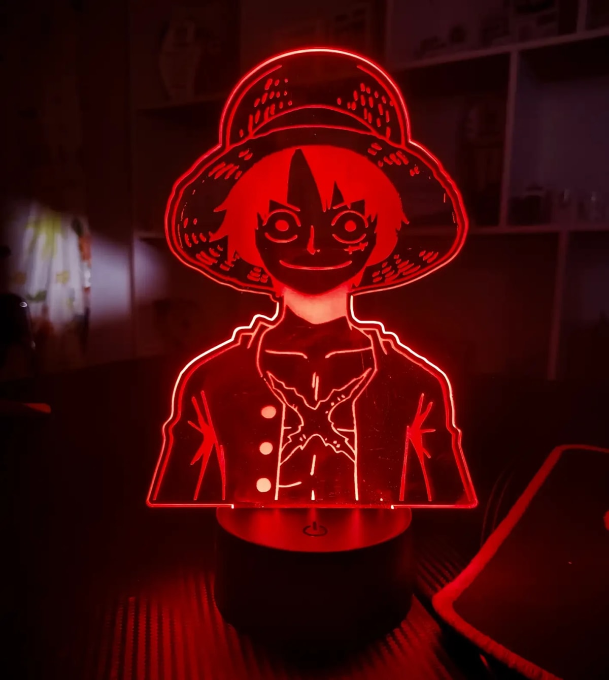 Lámpara LED 3D Monkey D. Luffy (One Piece) | Luz Nocturna RGB Coleccionable - Producto personalizado - Izeta Studio