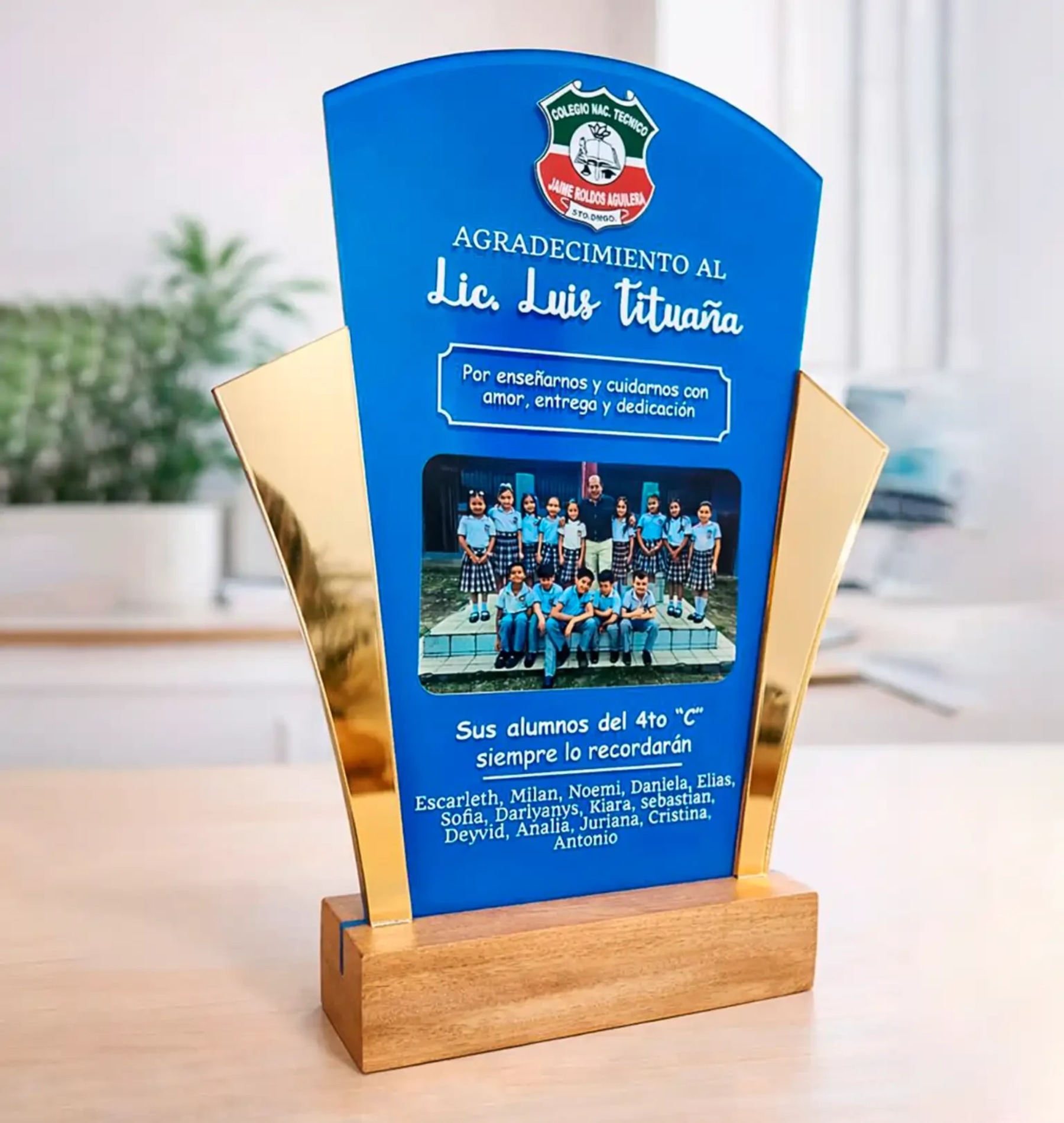 Placa de Agradecimiento en Acrílico con Base de Madera, agradecimiento para profesores - Producto personalizado - Izeta Studio