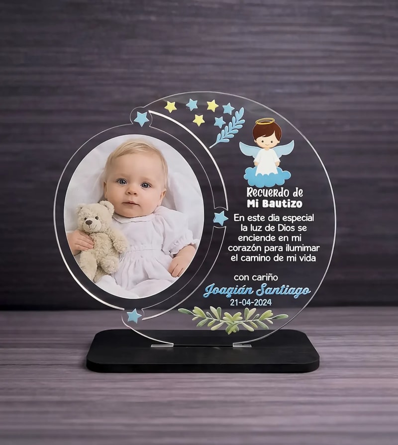 Recuerdo de Bautizo en Acrílico Personalizado con Foto en forma de luna - Producto personalizado - Izeta Studio