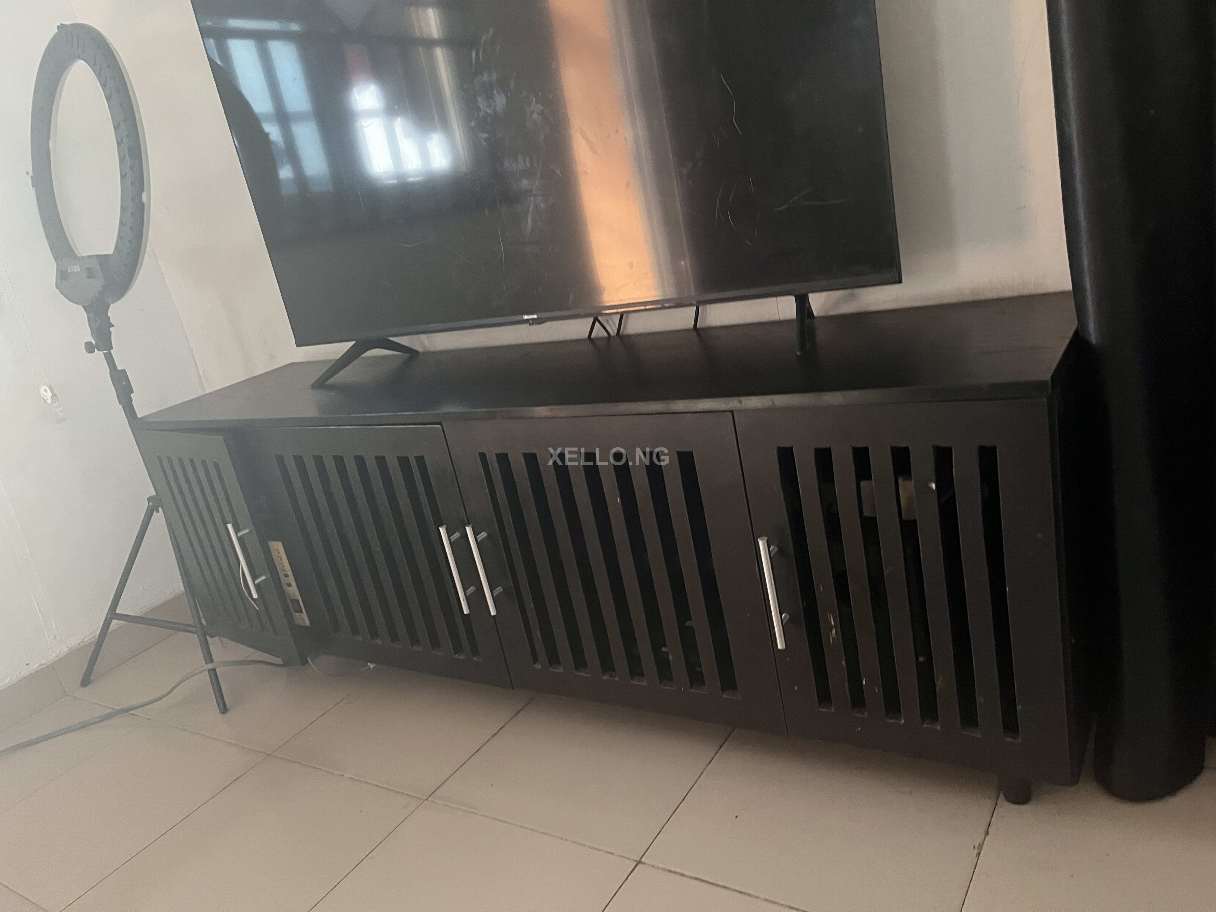 HDF Tv Console 5.4ft Length for sale in Lagos Mainland, Lagos