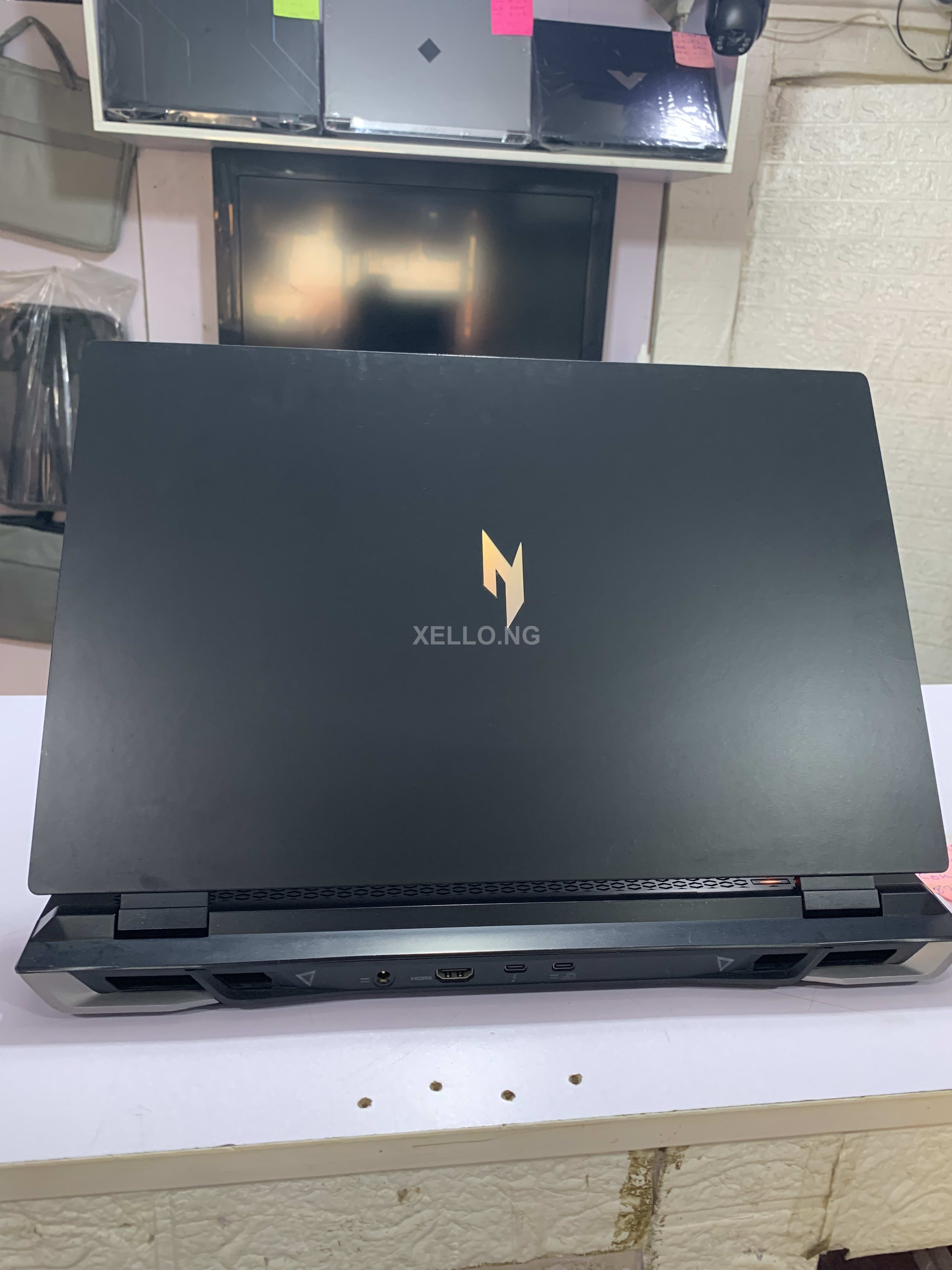 Acer Nitro  4