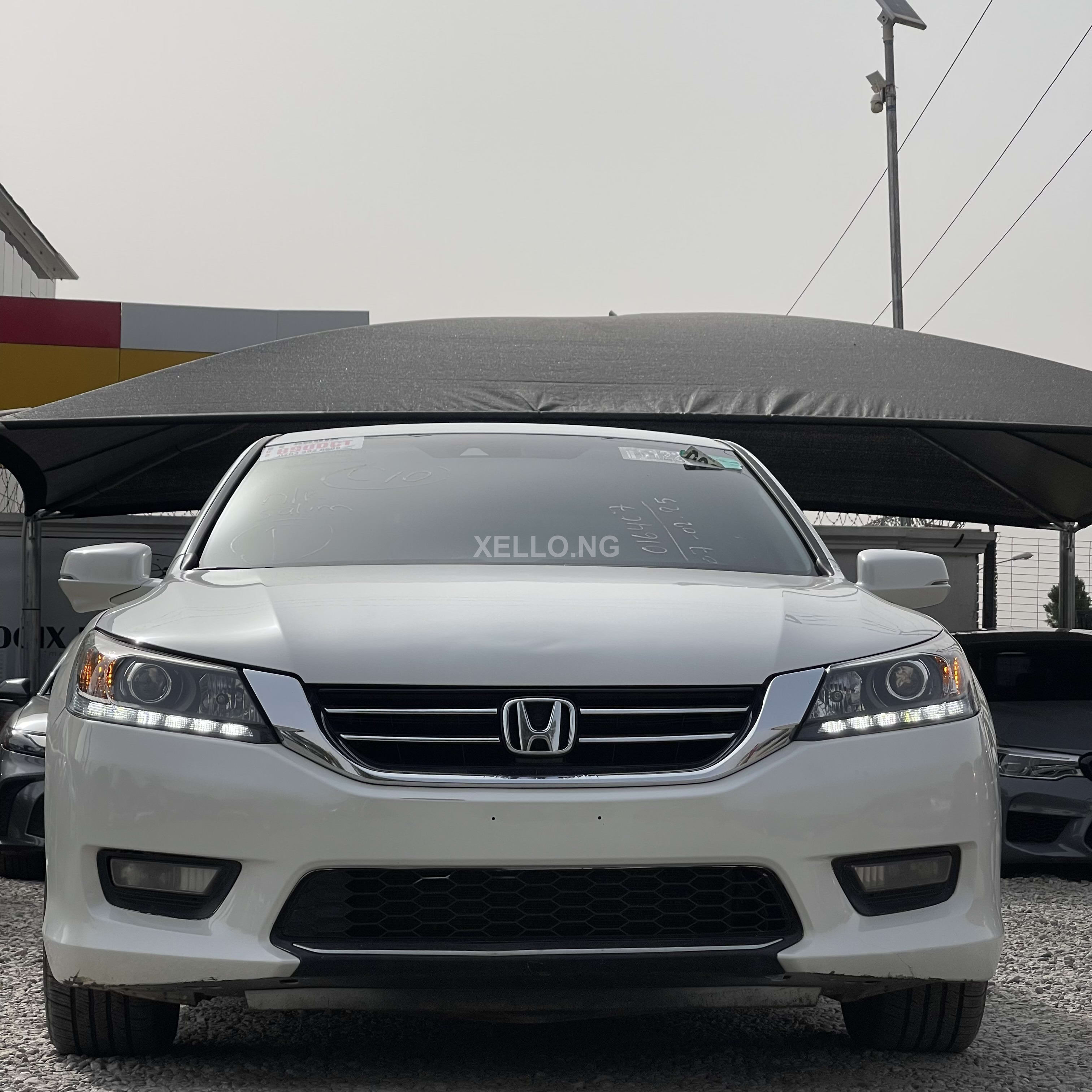 2014 Honda Accord EX-L White colour  for sale in Gwarinpa, FCT
