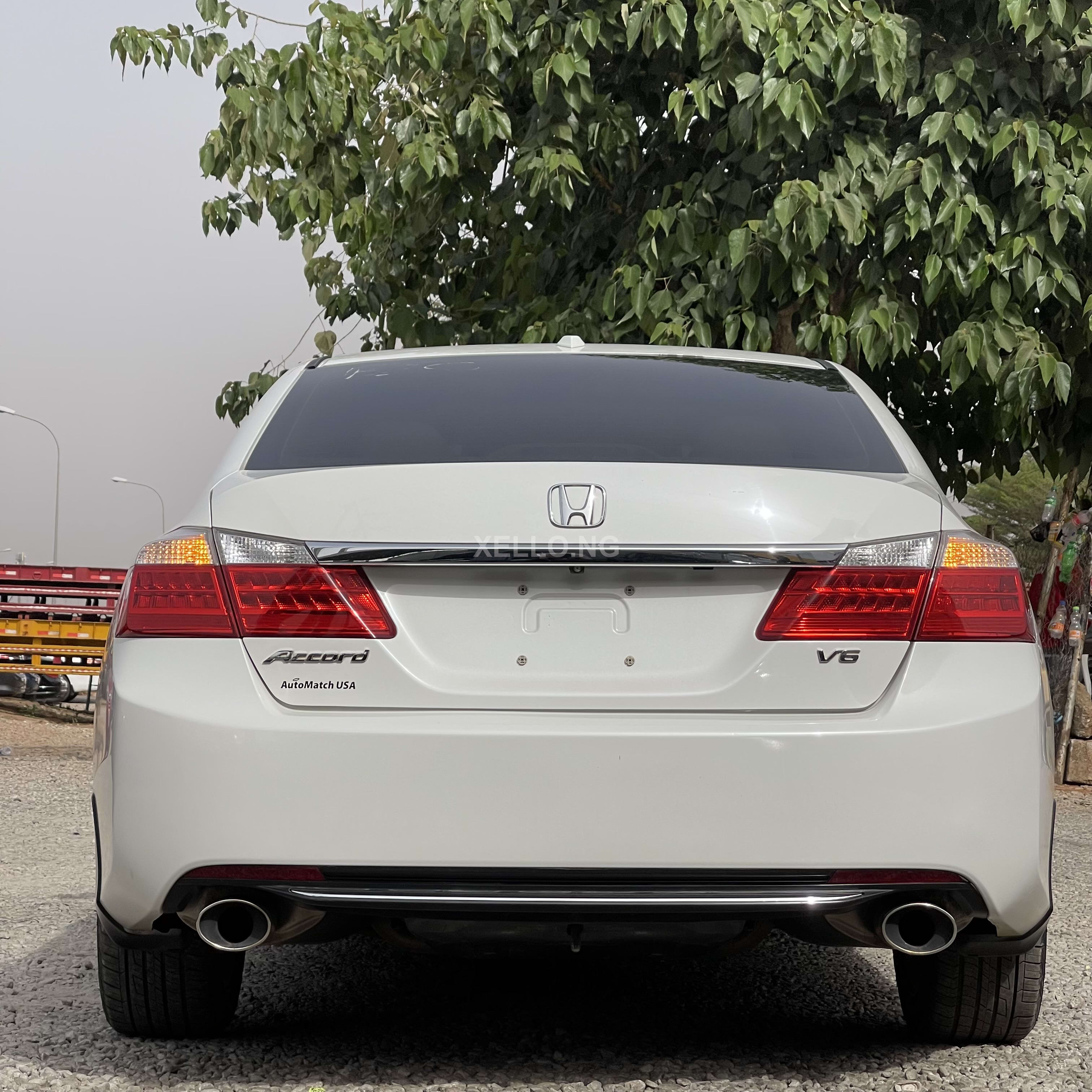 2014 Honda Accord EX-L White colour  5