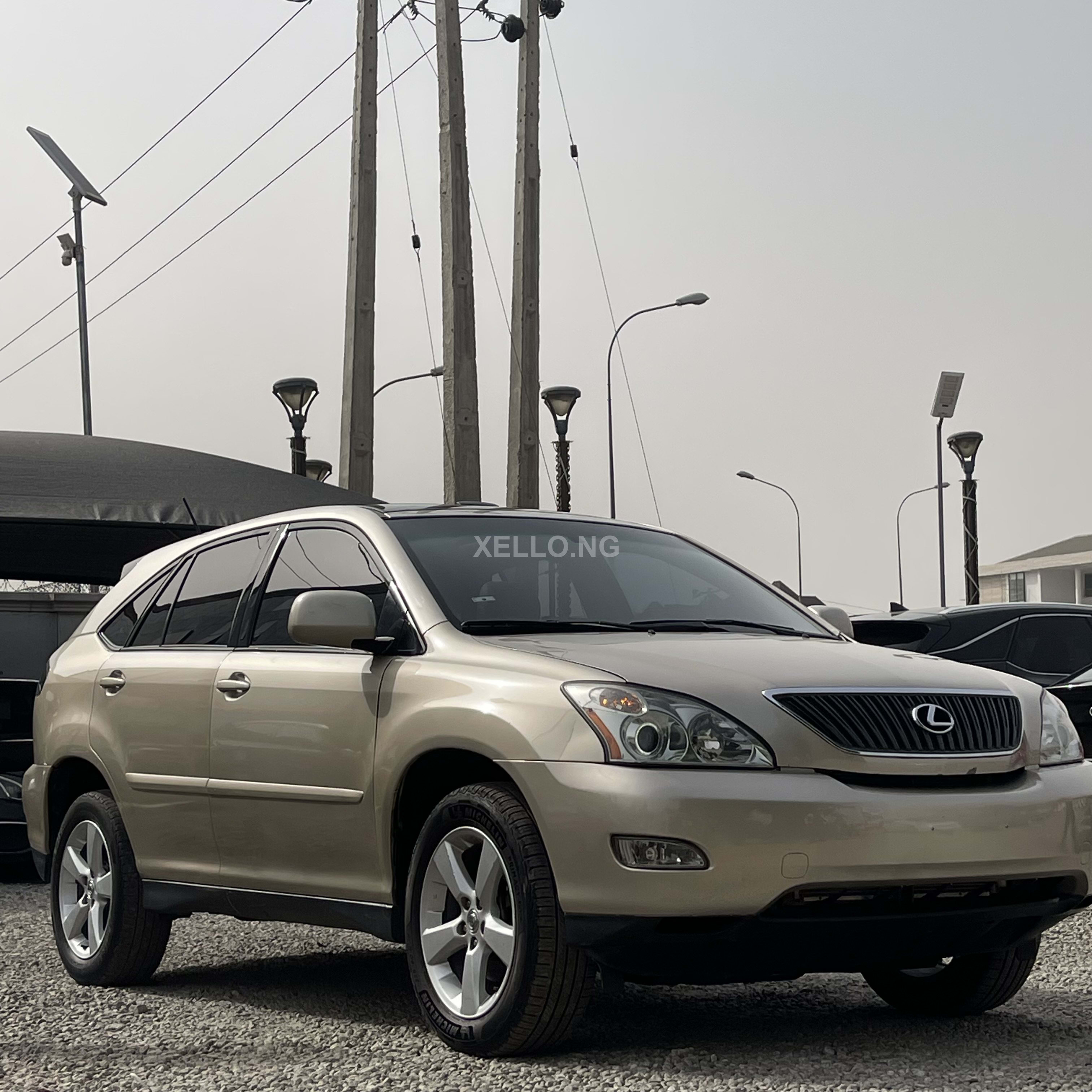 2005 Lexus RX330  2
