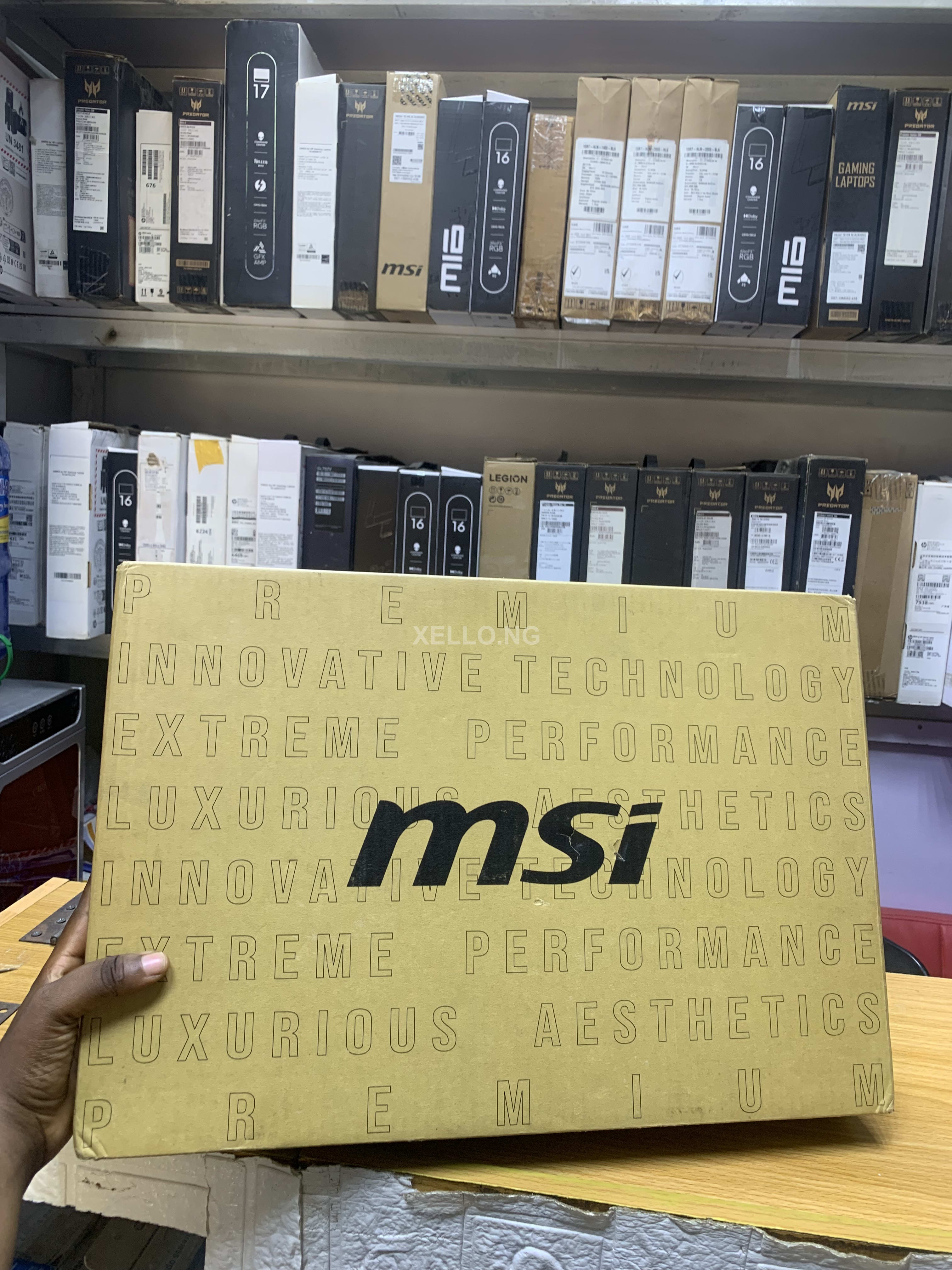 MSI THIN 15