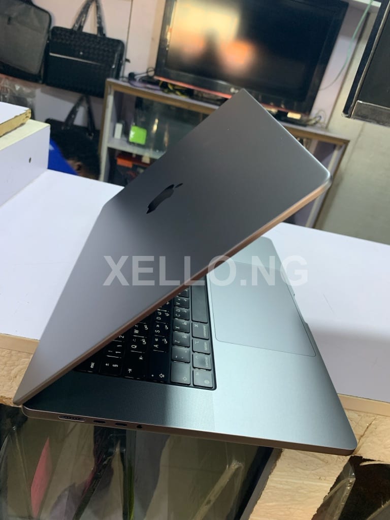 MacBook Pro 2021 2