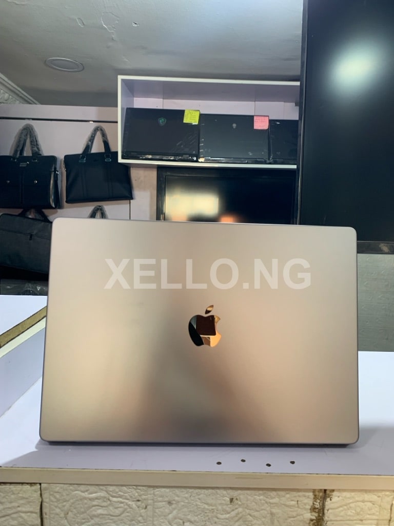 MacBook Pro 2021 3