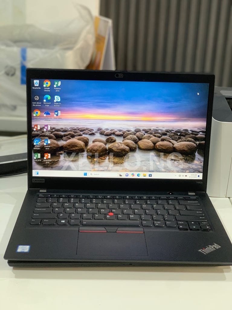 LENOVO THINKPAD T490s