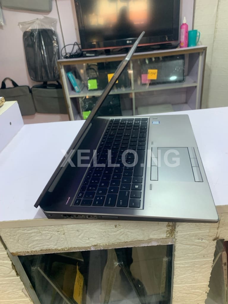 Hp Zbook g6. 4