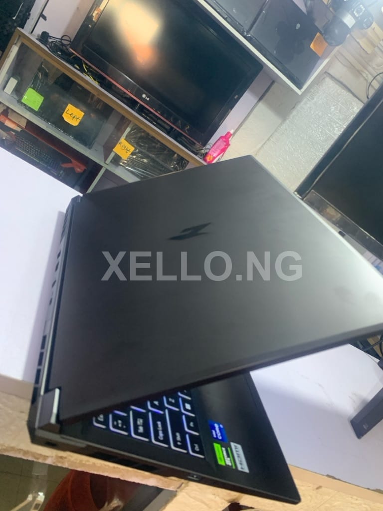 Acer Shadow 3