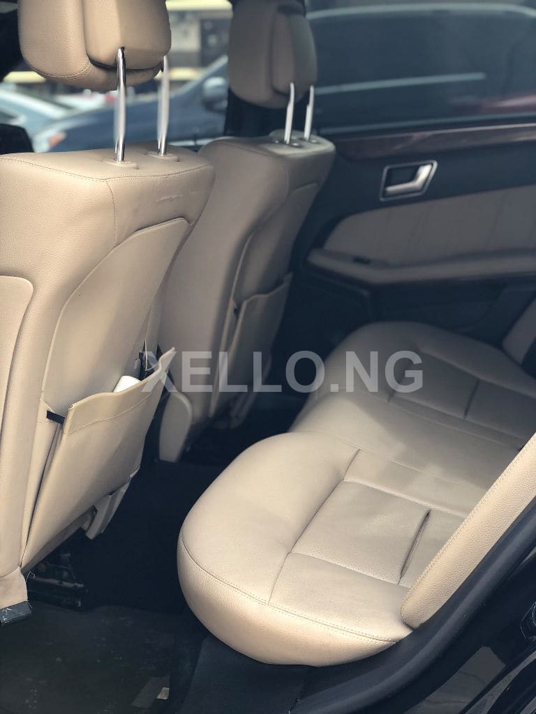 Mercedes-Benz E350 3