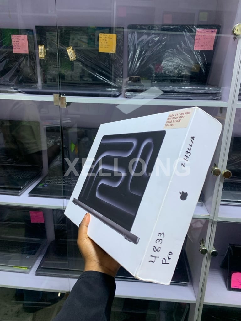 MacBook Pro M4 Pro 2