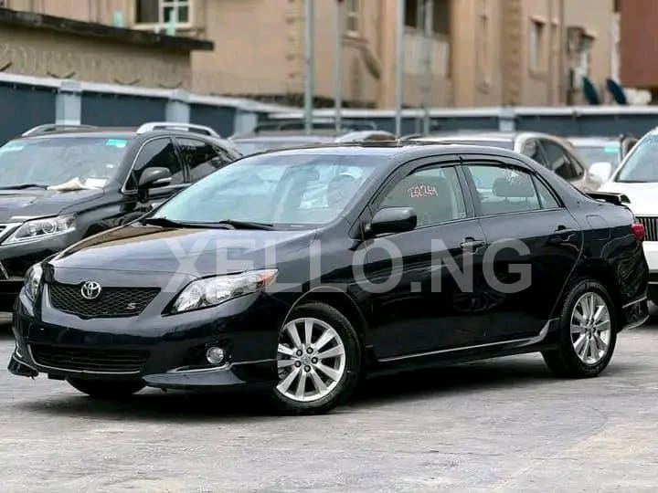 Toyota Corolla Sport 2