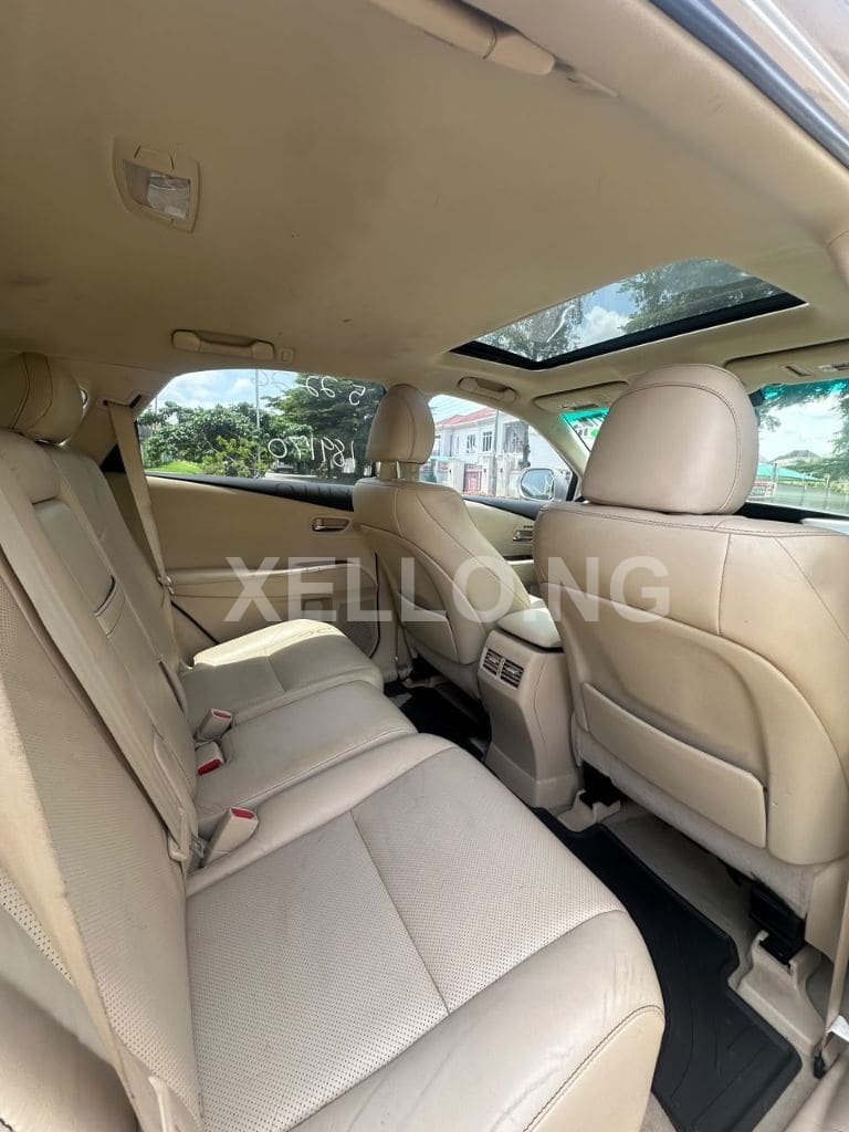 *2026 ENTRY; FOREIGN USED 2015 RX350 LEXUS GOING FOR N26.5M NET* 5