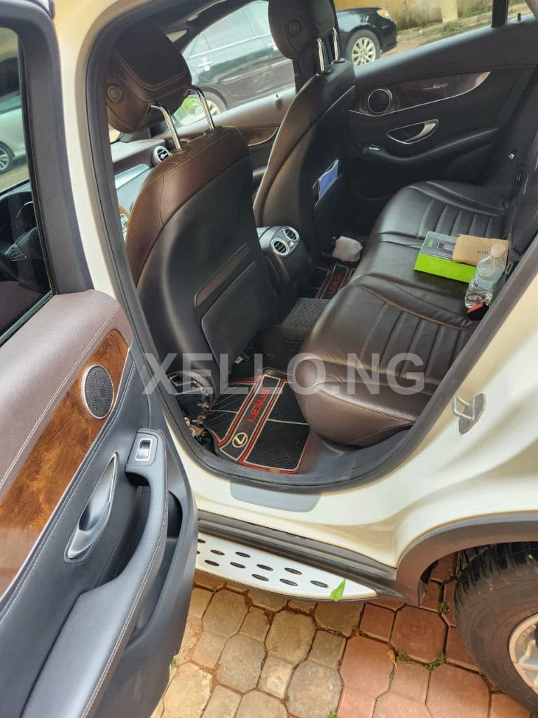 Distress sale 2018 
GLC300 price 19.5m 5