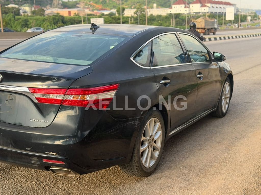 No sleep on this !
Registered ®️ 
Toyota Avalon 
2016 model 
Firstbody that needs repainting 
11M 5