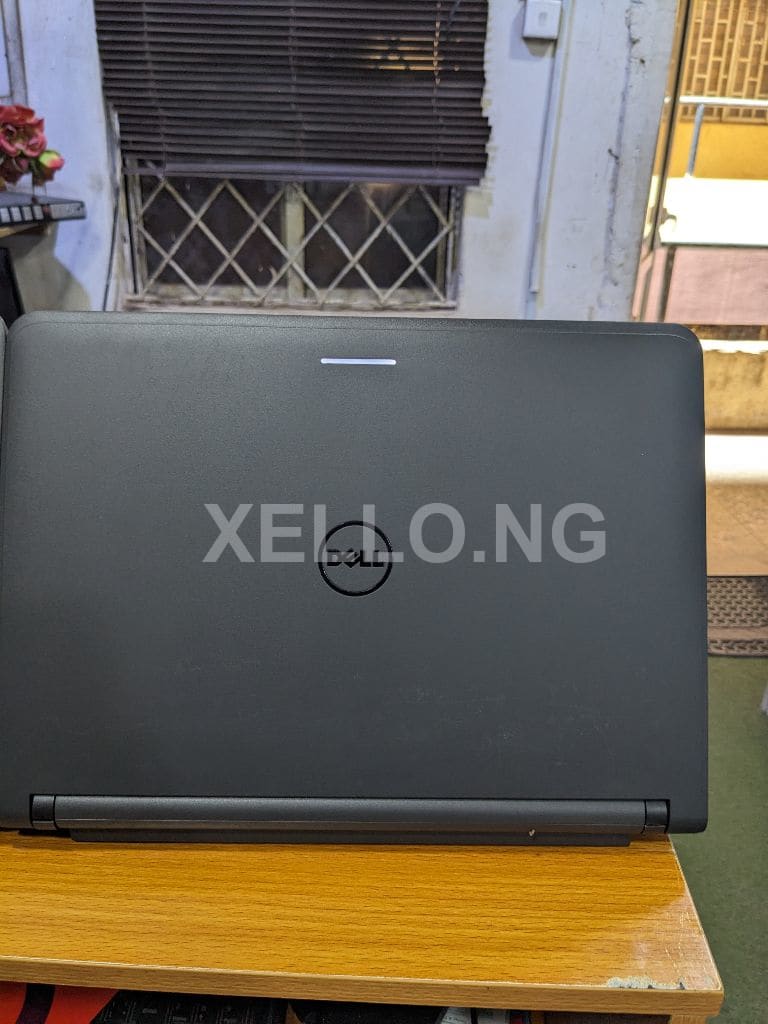 Dell latitude 3340
