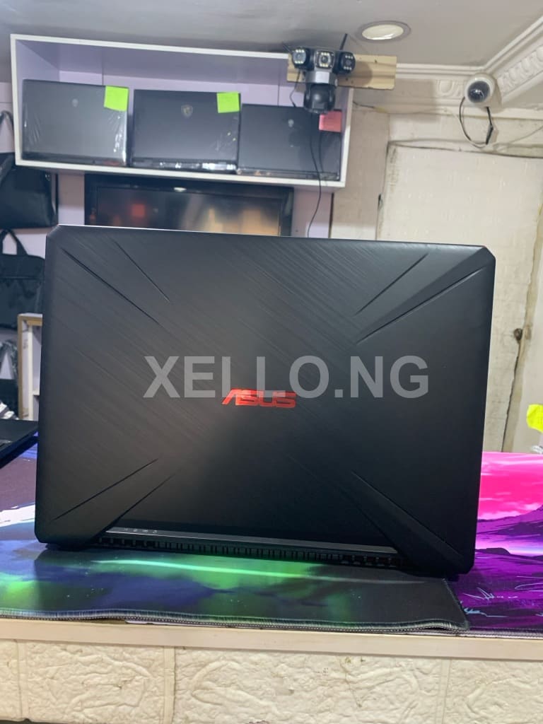 Asus Tuf 4