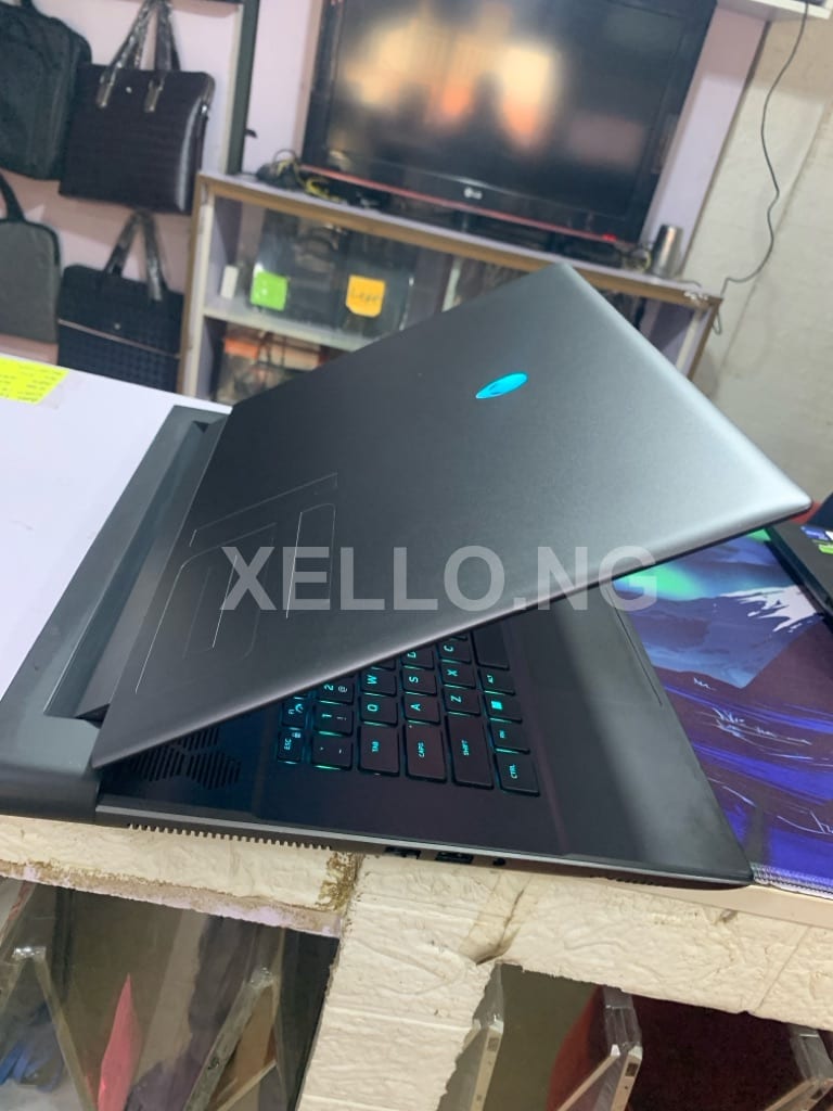 Alienware m16 4