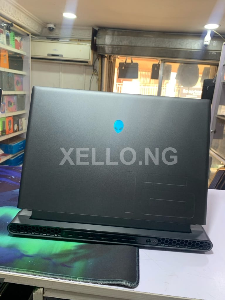 Alienware m16 3