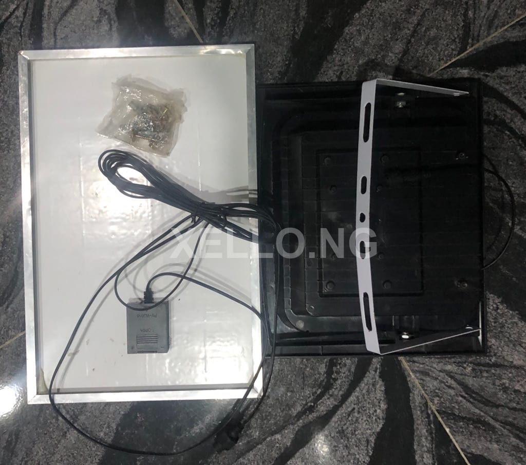 3,000w Solar flood light with remote and solar panel 6
