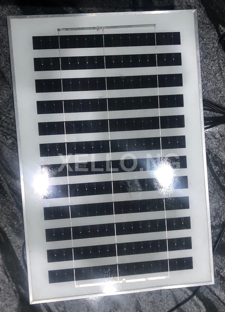 3,000w Solar flood light with remote and solar panel 9