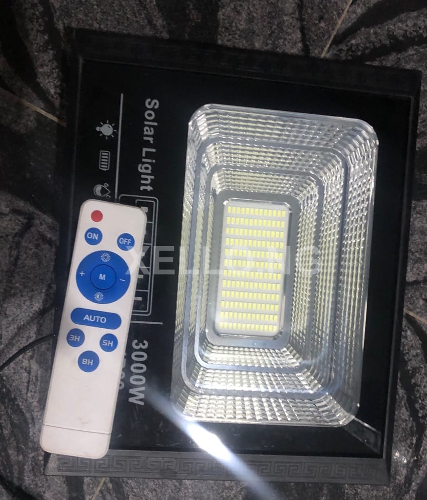 3,000w Solar flood light with remote and solar panel 4