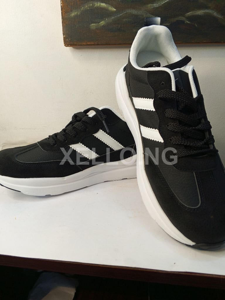 Sneakers 5