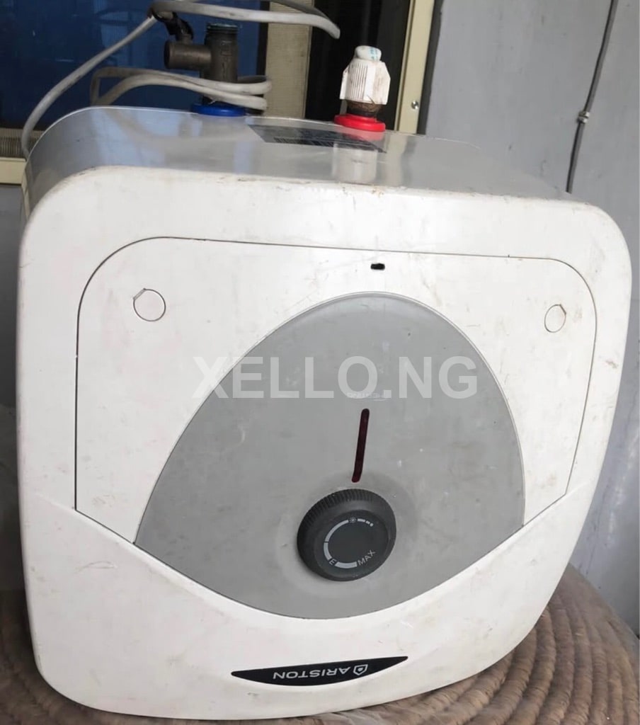Italian Ariston water heater. 3