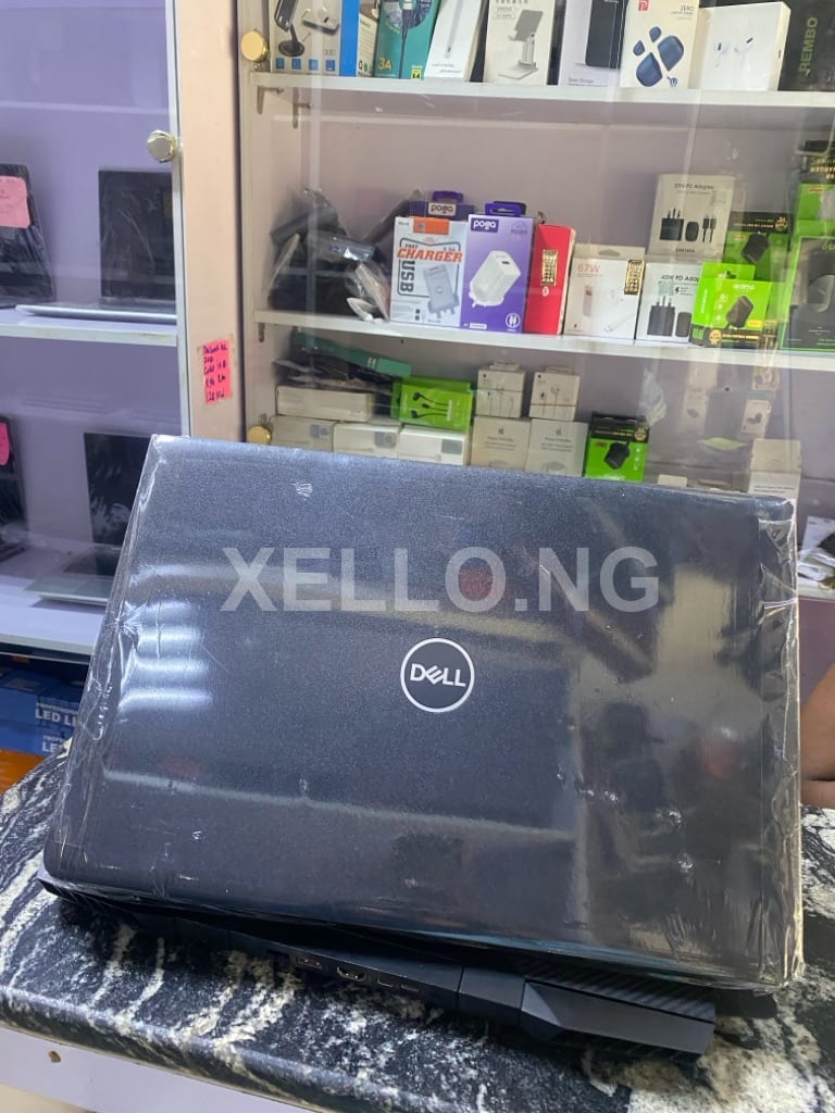 Dell latitude 3500 2