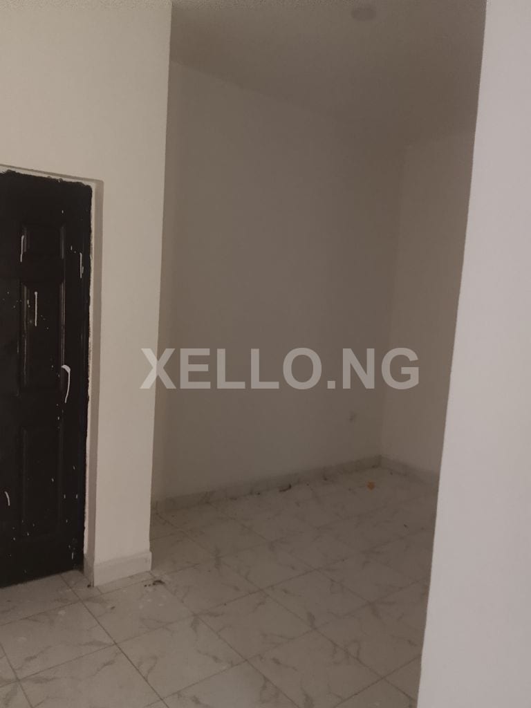 2bedroom flat available for Rent 2