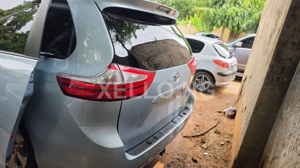 2016 Sienna 5