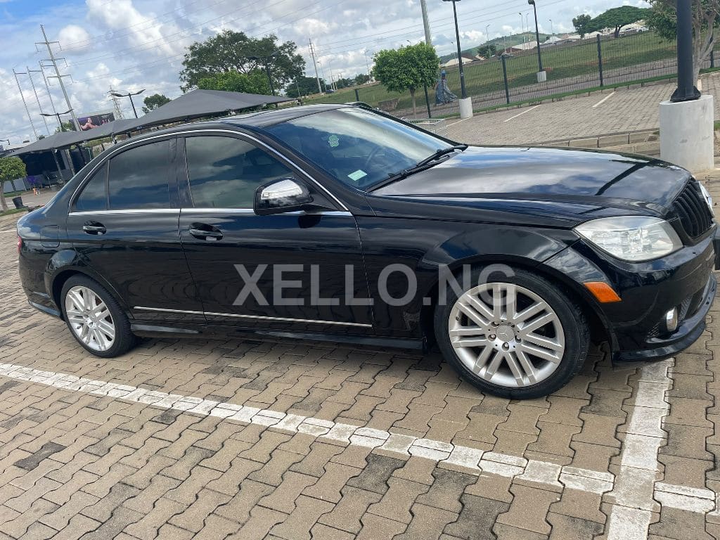 Foreign used c300 2009 3