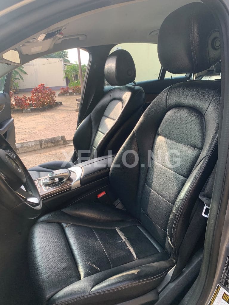 Foreign used 2016 Mercedes Benz C300 6