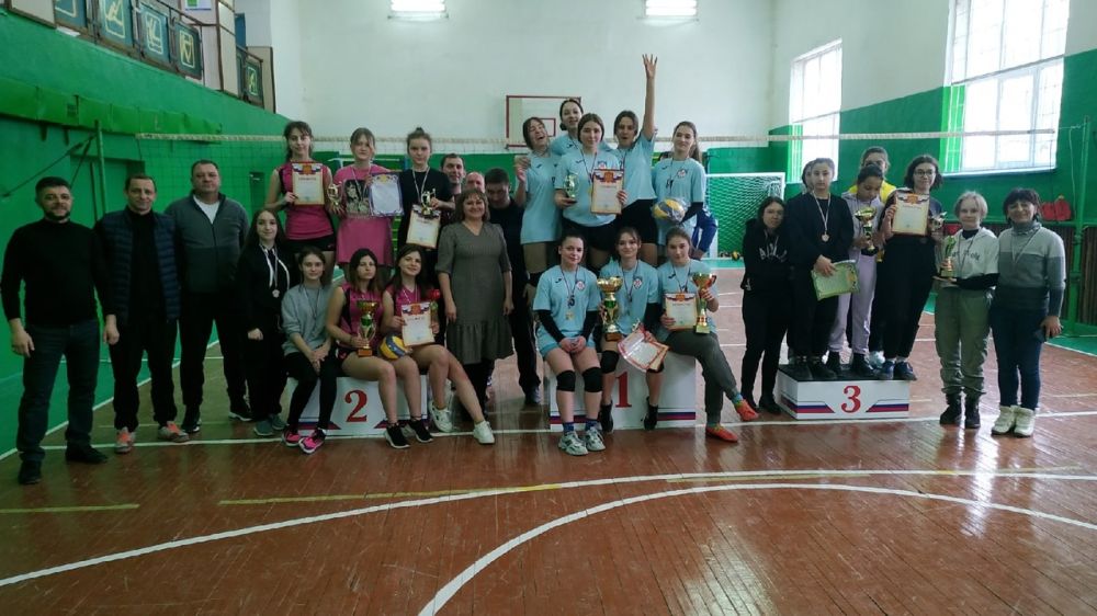 Спортивные команды волейбол Симферополе