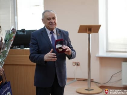 Ефим Фикс: Крымский содовый завод вносит определяющий вклад в экономическое развитие республики