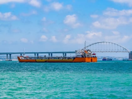 Удобрения в мешках разрешат возить через Керченский пролив