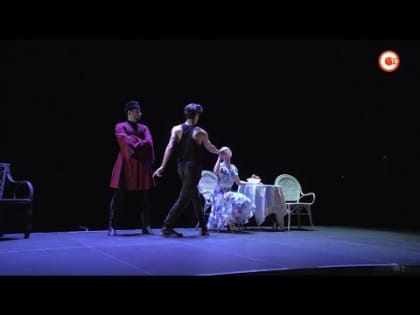 Режиссер мариупольского драмтеатра готовит лирическую комедию «Ретро» к показу в Севастополе