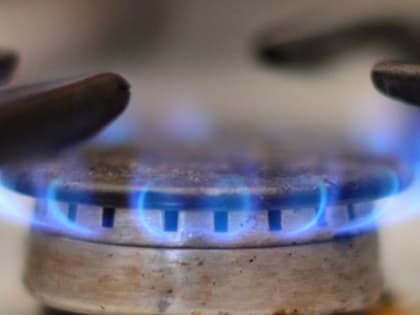 С долгами и дефицитом