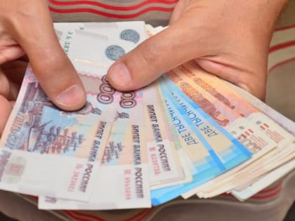 Руководитель предприятия в Симферополе украла 800 тысяч рублей на «ремонтах»