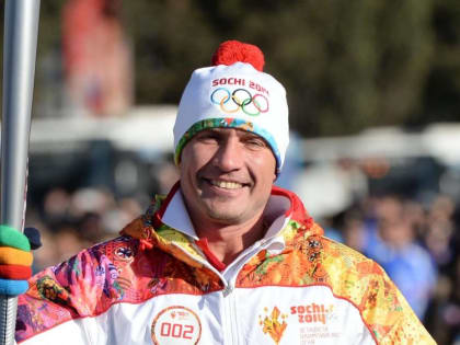 Стало известно о состоянии Костомарова после операций