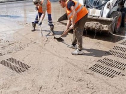 Центр Севастополя остался без света после непогоды