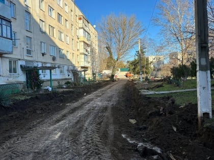 В Нижнегорском районе проверили ход работ по благоустройству территорий