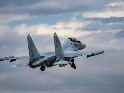 Над Черным морем столкнулись российский Су-27 и американский беспилотник