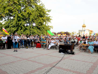 Людмила Глушко открыла Международный инклюзивный фестиваль-конкурс «Алтын Майдан-Крым»