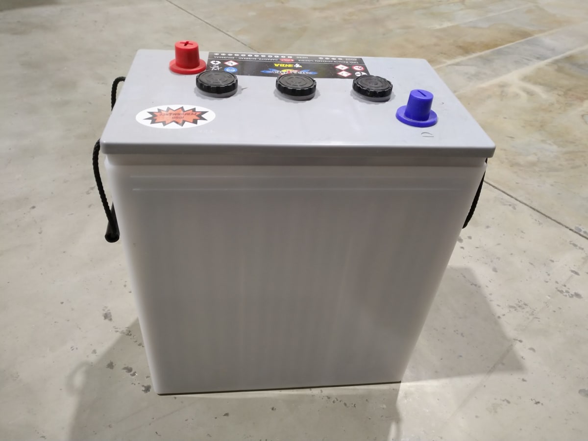 6 Volts Traksjonbatteri for montering i system 