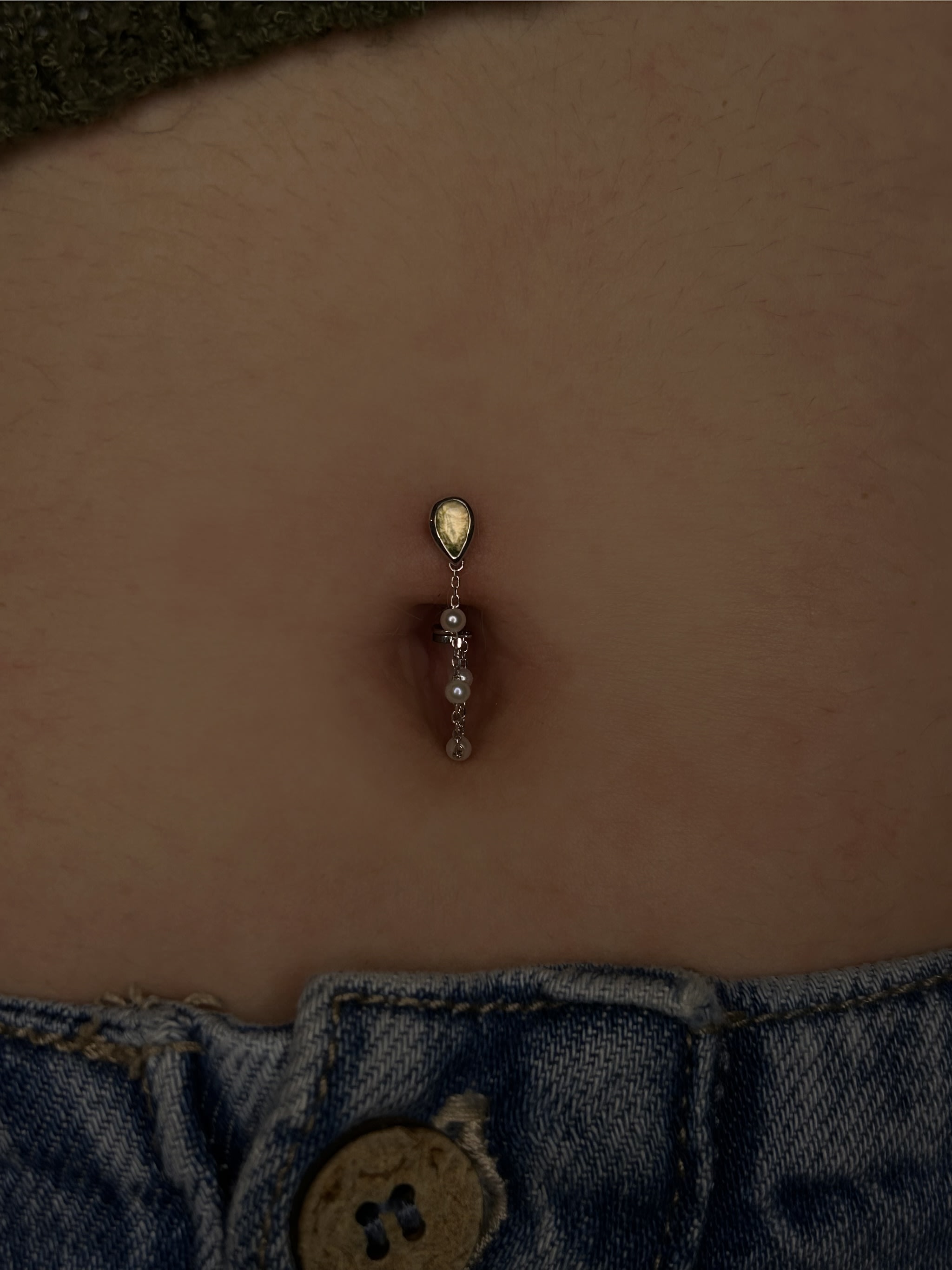Moss agate and pearl chain in a healed traditional naval - swapped to floating naval to help make this design look more elegant.