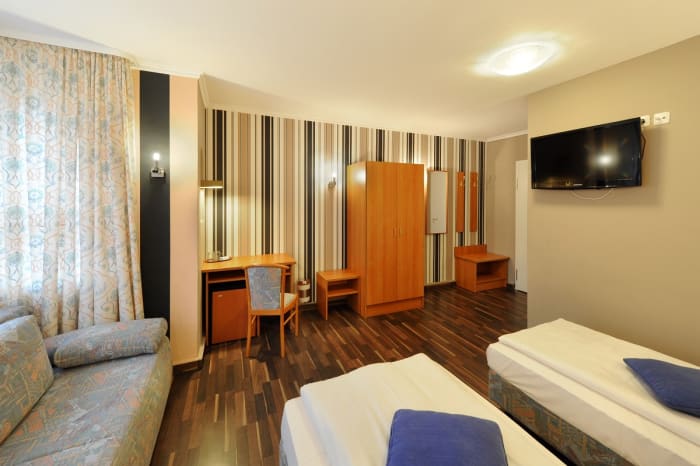 Zimmer mit zwei Betten