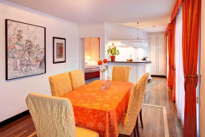Alexander Suite